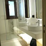 Spacious 3br, 2bt With 5 Balconies アパート