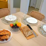 Spacious 3br, 2bt With 5 Balconies ブカレスト