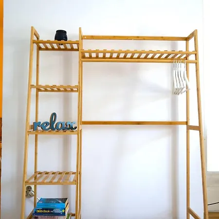 Spacious 3br, 2bt With 5 Balconies Διαμέρισμα