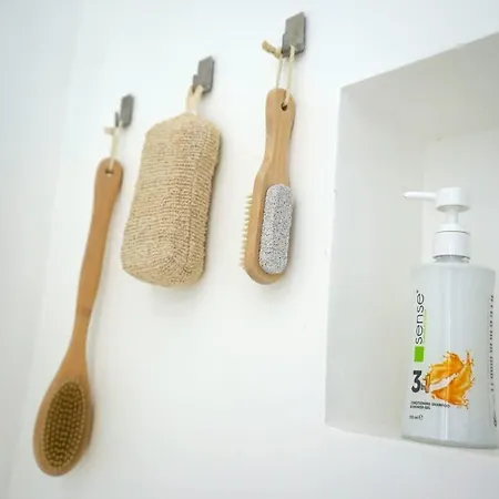 Spacious 3br, 2bt With 5 Balconies * Bucarest