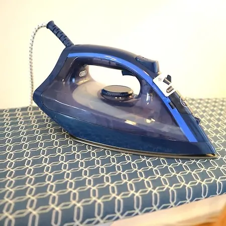 Spacious 3br, 2bt With 5 Balconies *