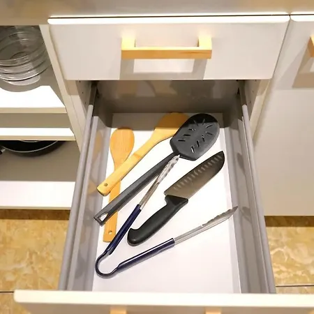 Διαμέρισμα Spacious 3br, 2bt With 5 Balconies Βουκουρέστι