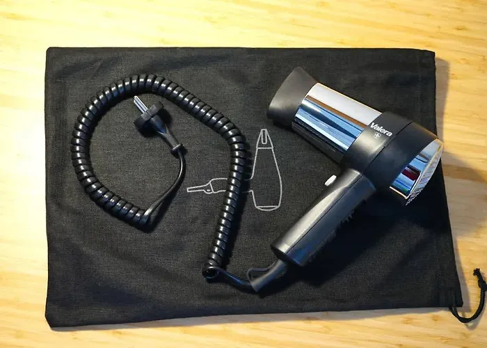 Spacious 3br, 2bt With 5 Balconies