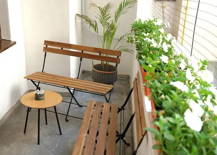 Apartman Spacious 3br, 2bt With 5 Balconies Bukarest