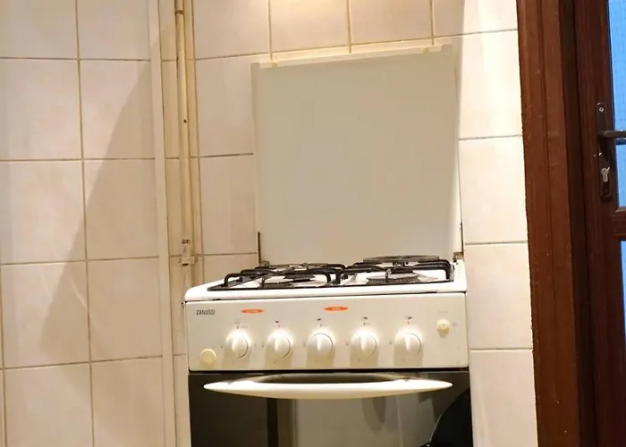 Spacious 3br, 2bt With 5 Balconies * Бухарест