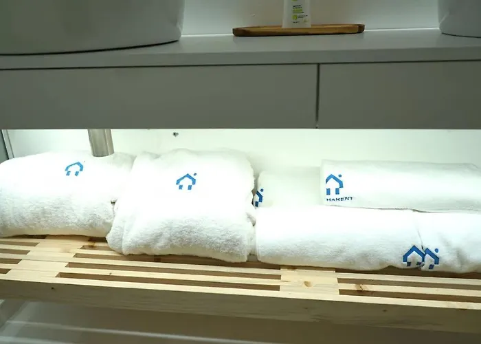 Spacious 3br, 2bt With 5 Balconies * Bucureşti