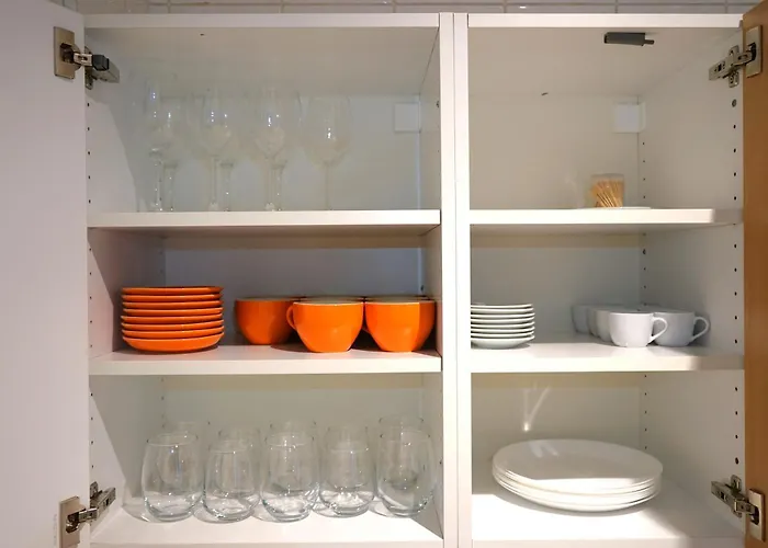 Spacious 3br, 2bt With 5 Balconies