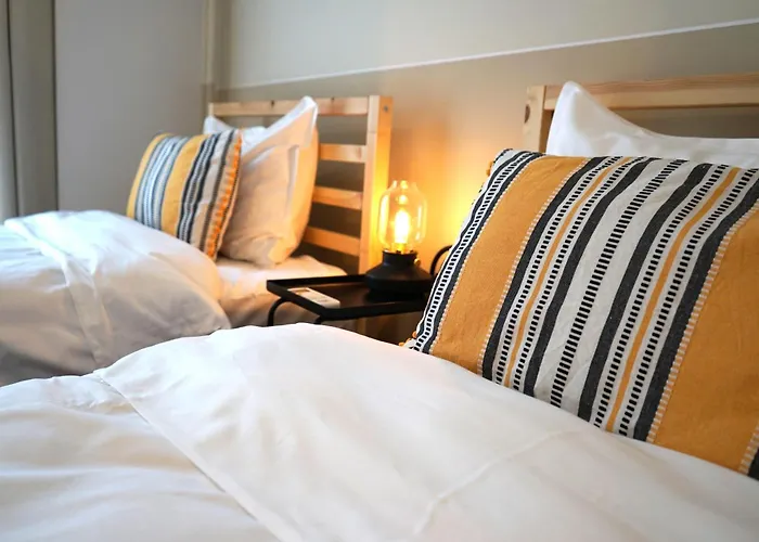 Spacious 3br, 2bt With 5 Balconies Bucharest