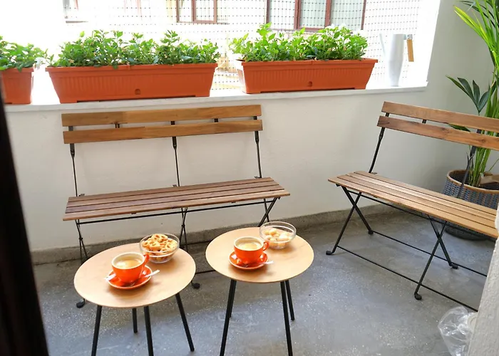 Spacious 3br, 2bt With 5 Balconies דירה