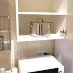 Spacious 3br, 2bt With 5 Balconies 부쿠레슈티