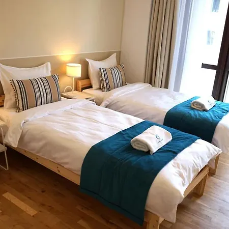 Apartamento Spacious 3br, 2bt With 5 Balconies Bucarest