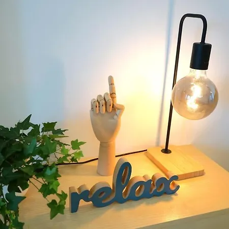 Spacious 3br, 2bt With 5 Balconies *