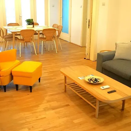 Spacious 3br, 2bt With 5 Balconies