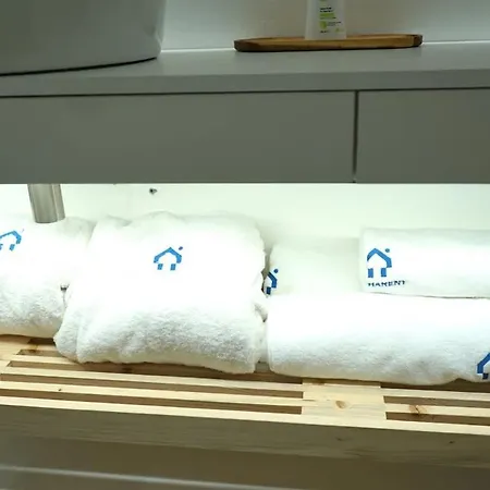 Spacious 3br, 2bt With 5 Balconies * Bükreş